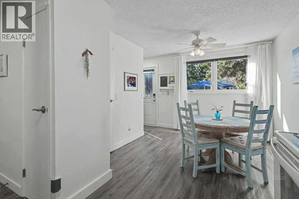 8N, 203 Lynnview Road SE