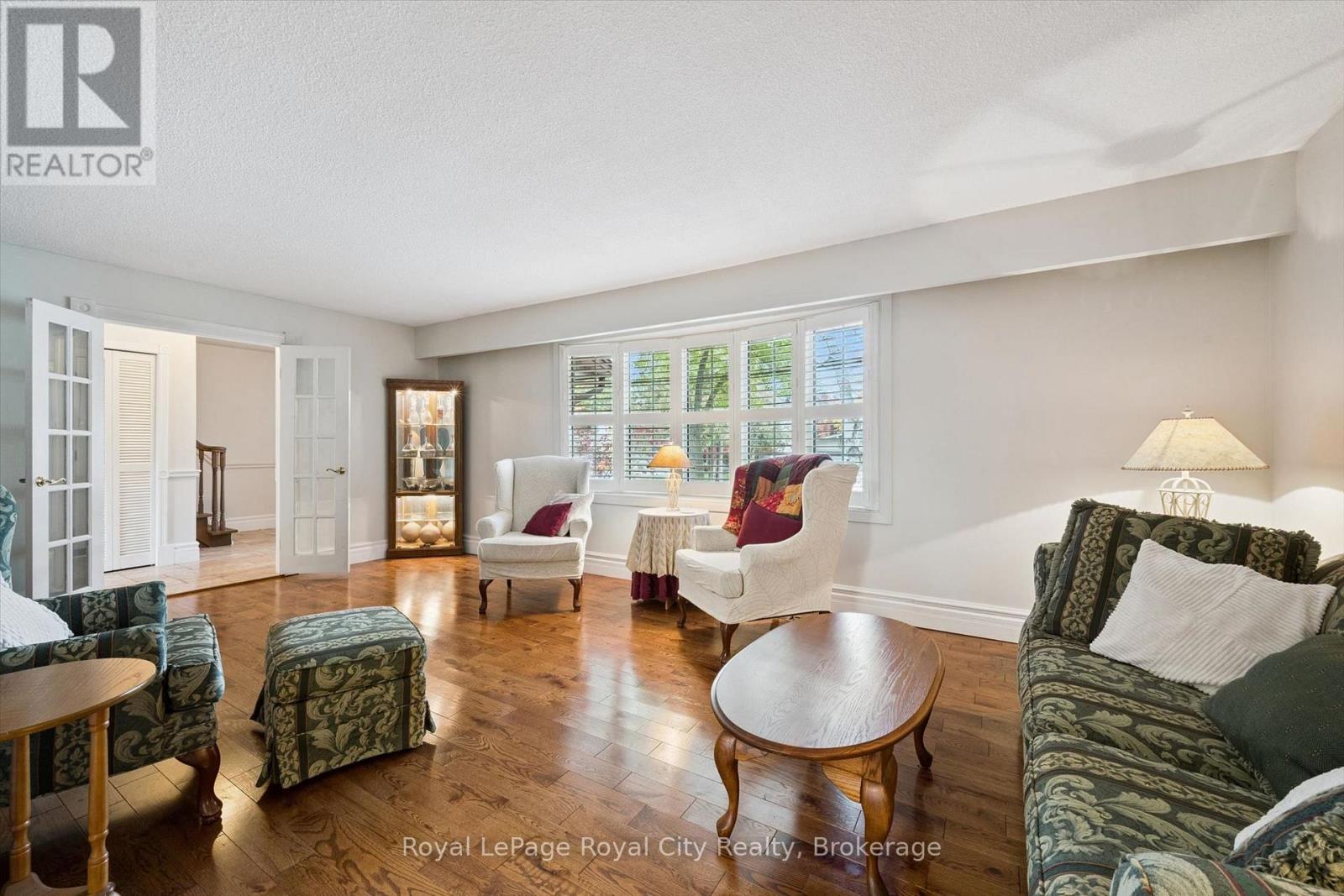46 Rickson Avenue, Guelph (Kortright West), Ontario  N1G 2X1 - Photo 6 - X14088068