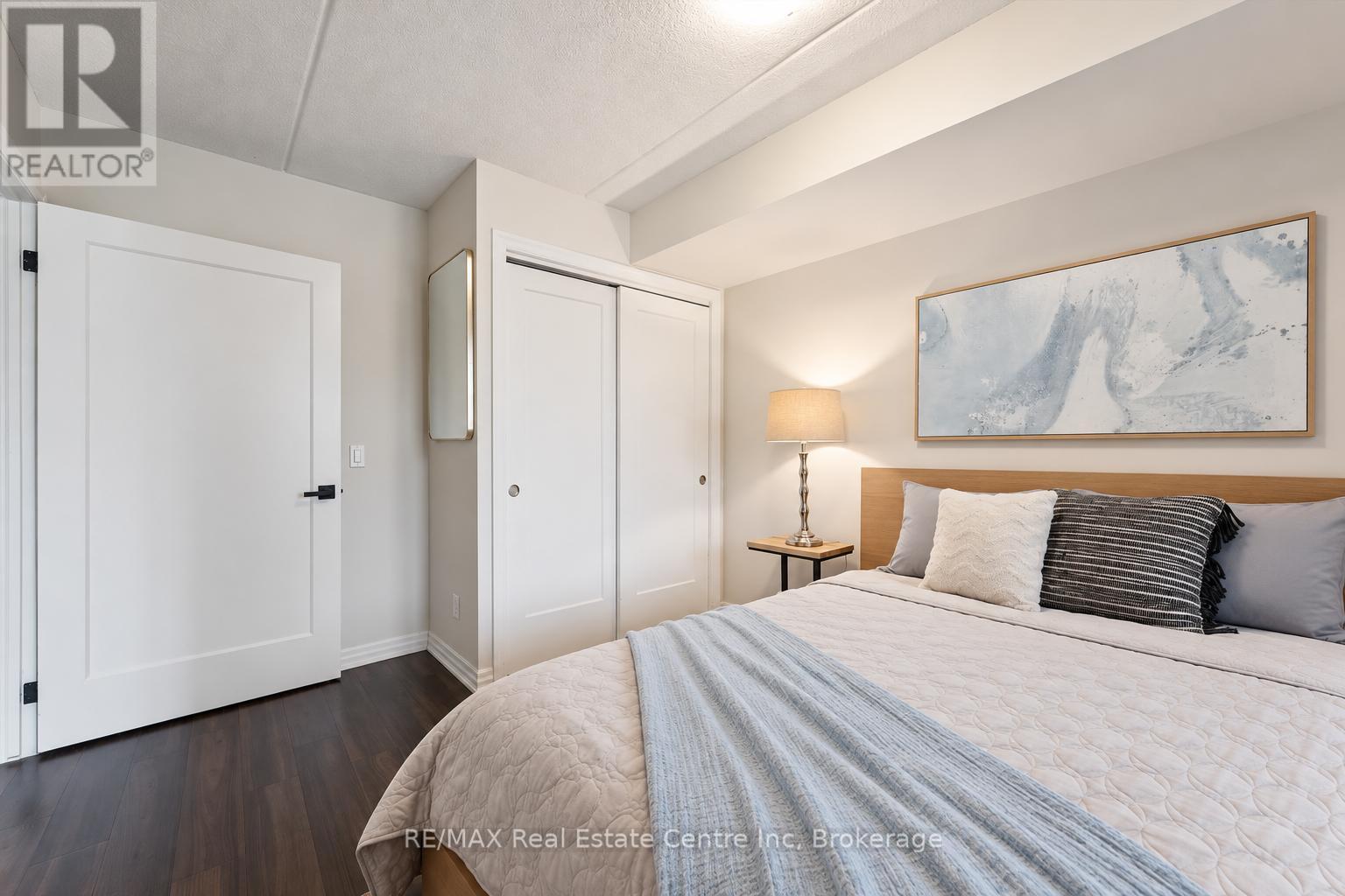 106 - 104 Summit Ridge Drive, Guelph (Grange Road), Ontario  N1E 0R5 - Photo 8 - X14088266