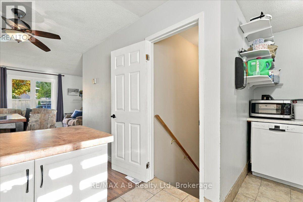 B - 129 Mitchell Court, West Perth (Mitchell), Ontario  N0K 1N0 - Photo 15 - X14088290