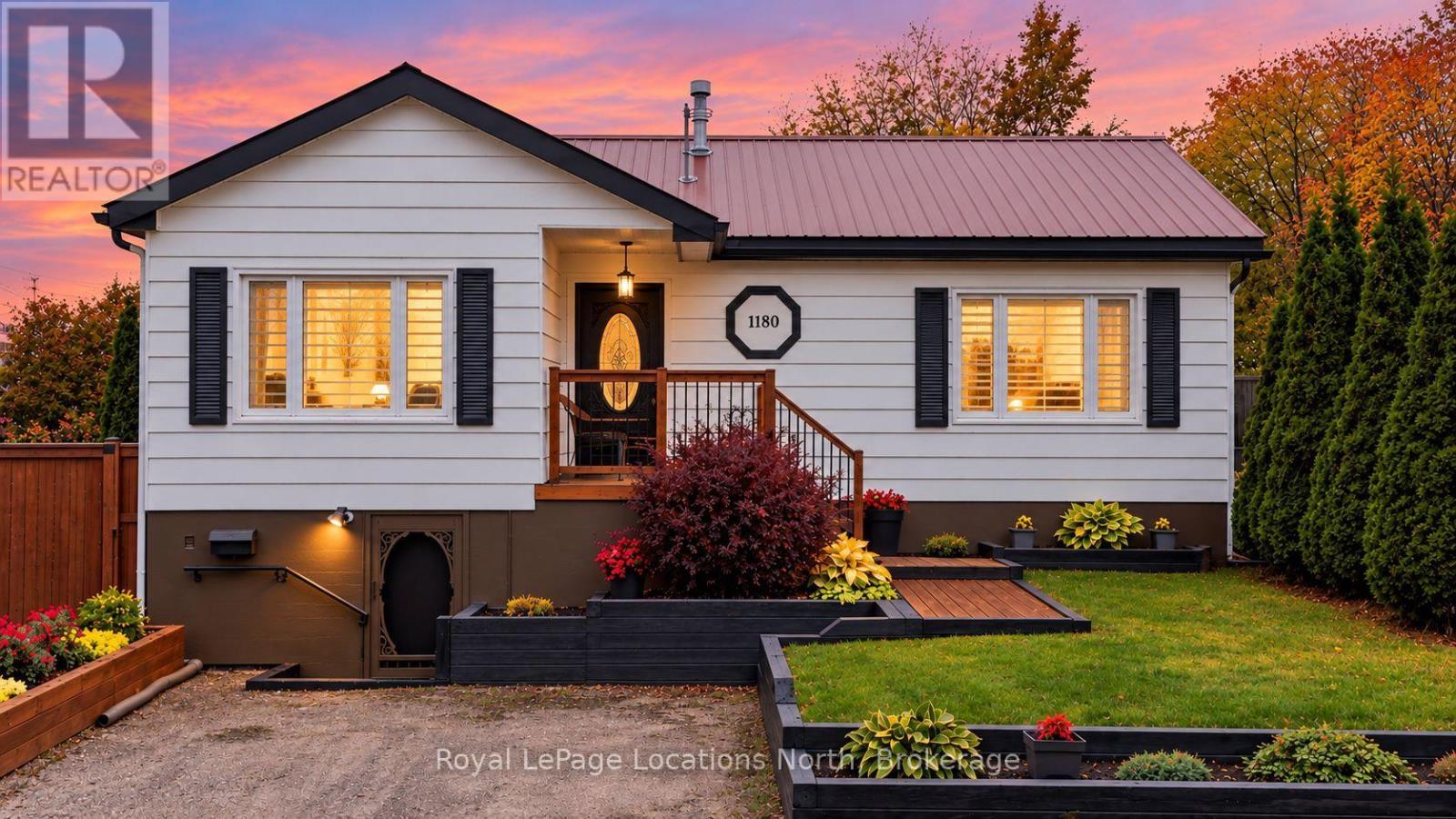 1180 COPELAND STREET, north bay (west end), Ontario