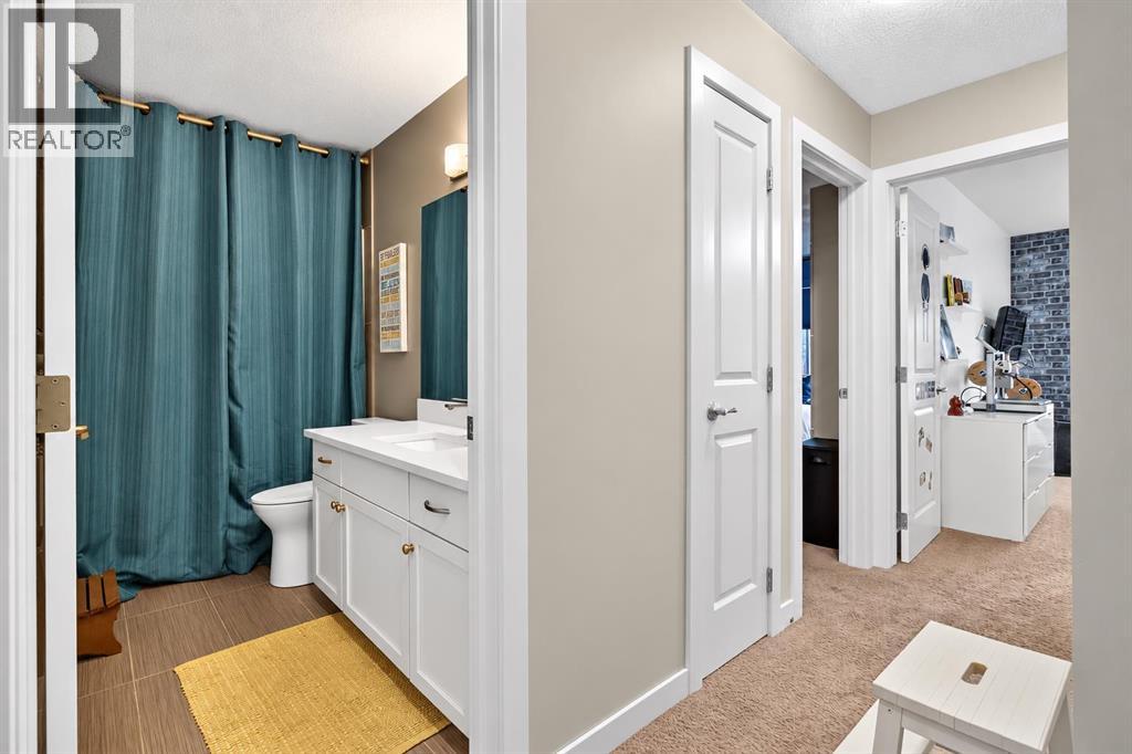 260 Cranarch Common Se, Calgary, Alberta  T3M 1M2 - Photo 28 - A2352255