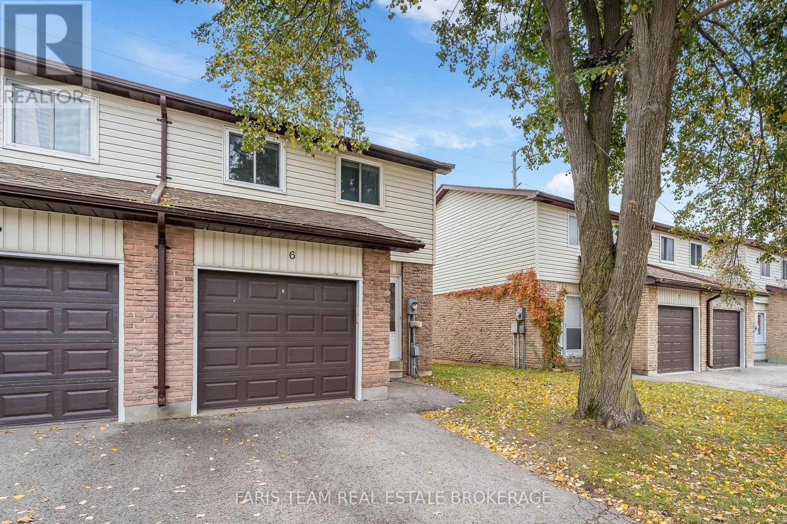 6 - 261 Rose Street, Barrie, Ontario L4M 2V3 - Photo 2 - S14088252