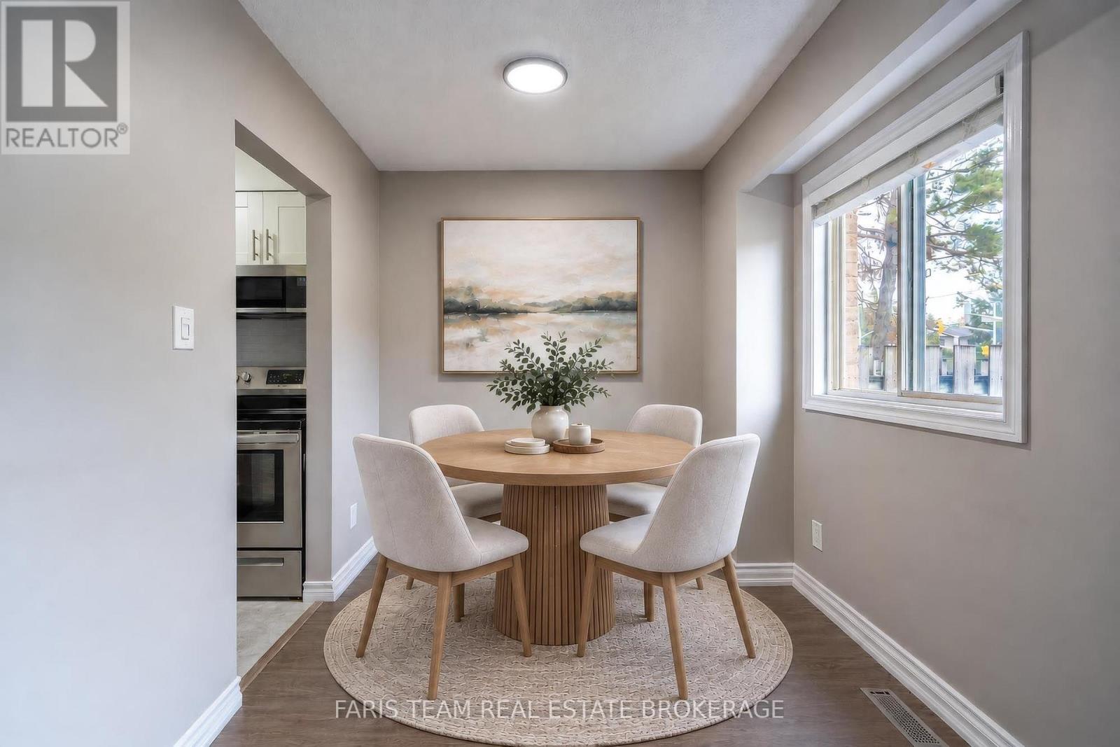 6 - 261 Rose Street, Barrie, Ontario L4M 2V3 - Photo 7 - S14088252