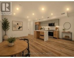 UNIT 5 - 28 NORCROSS ROAD, Toronto, Ontario
