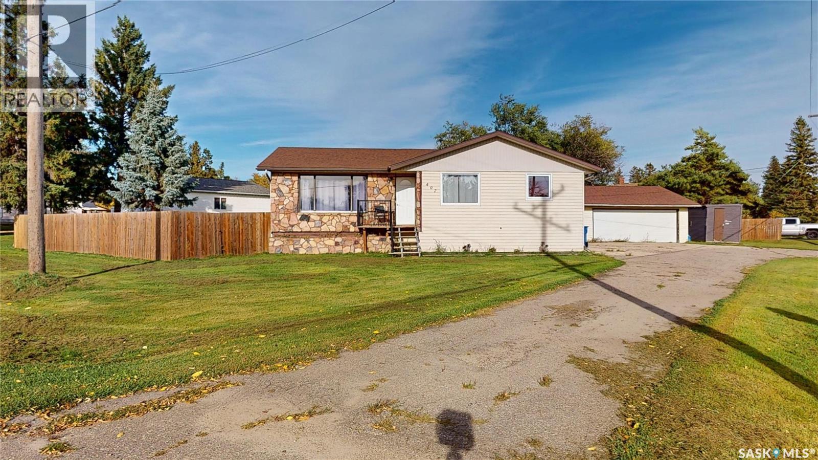 402 Main Street, Arcola, Saskatchewan  S0C 0G0 - Photo 1 - SK051215