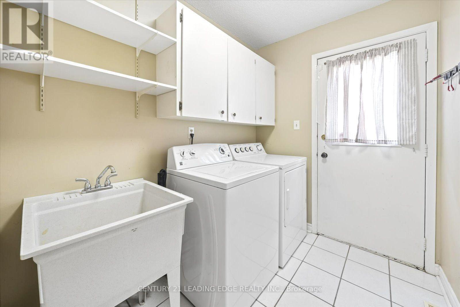 3074 Tours Road, Mississauga, Ontario  L5N 3J2 - Photo 29 - W13729310