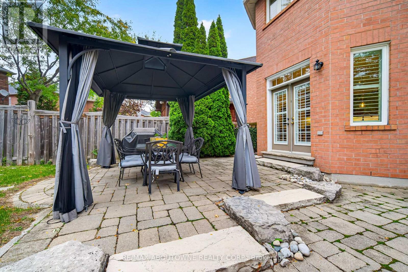 2447 Highmount Crescent, Oakville, Ontario  L6M 4Y9 - Photo 42 - W14087648