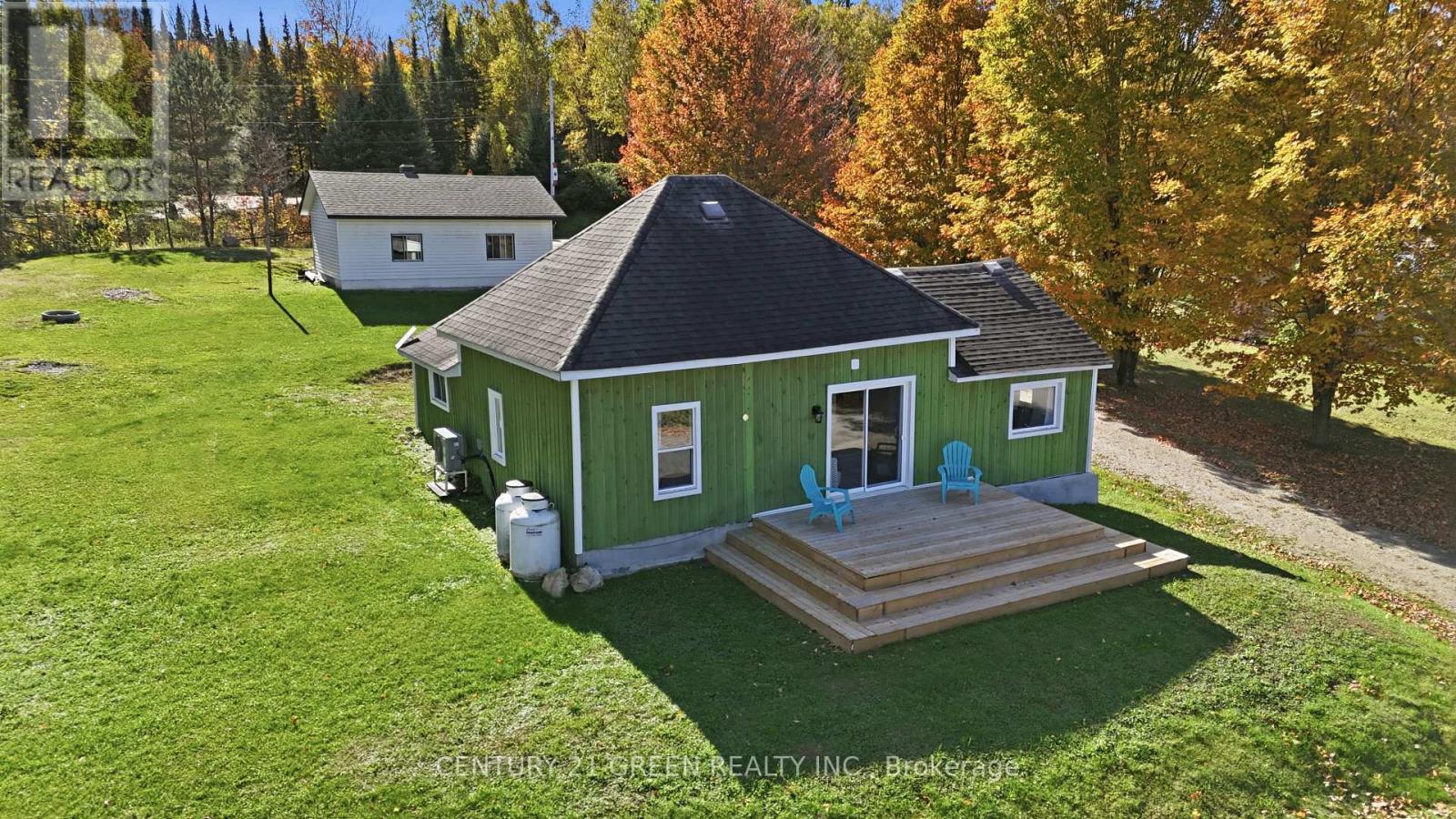 135 VILLAGE STREET, Hastings Highlands, Ontario