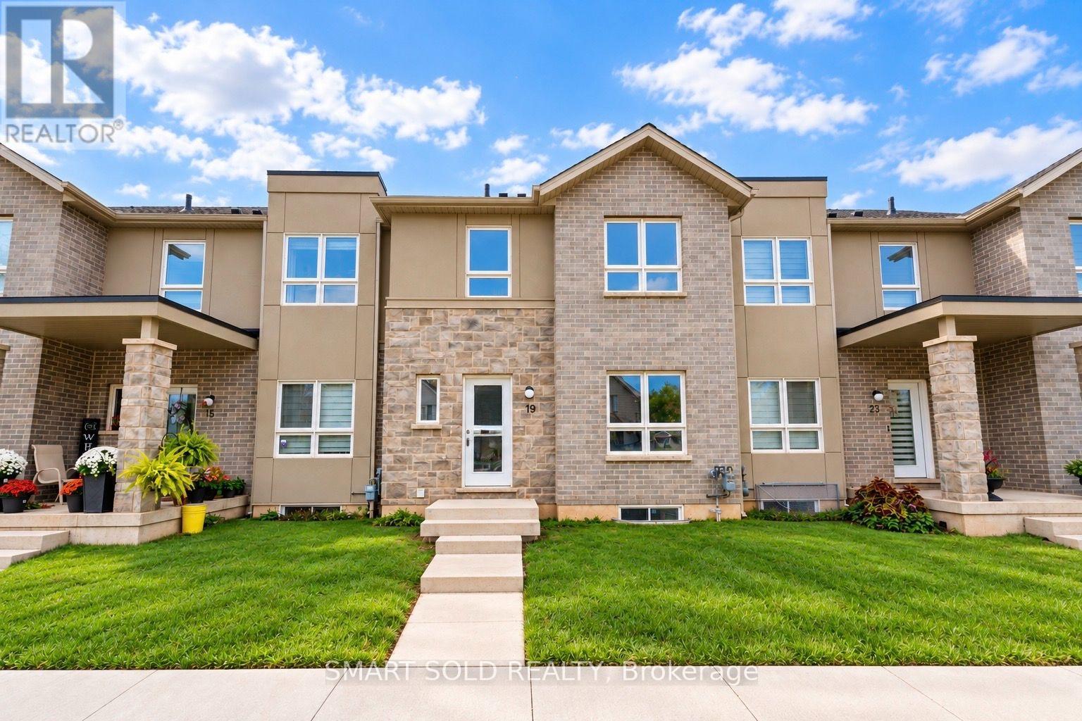 19 PERENACK AVENUE, Welland, Ontario