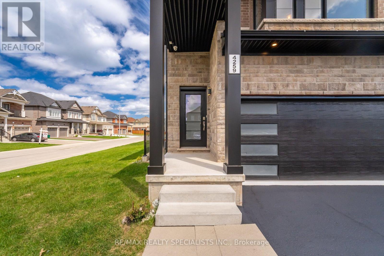 4259 Shuttleworth Drive, Niagara Falls, Ontario  L2G 3P6 - Photo 3 - X14088280