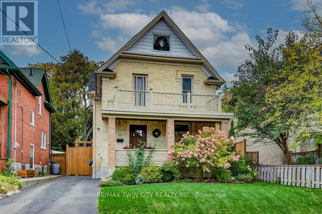 22 WHITNEY PLACE, Kitchener, Ontario
