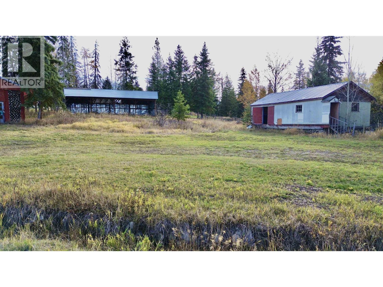 3642 Spokin Lake Road, 150 Mile House, British Columbia  V0K 2G0 - Photo 25 - R3117085