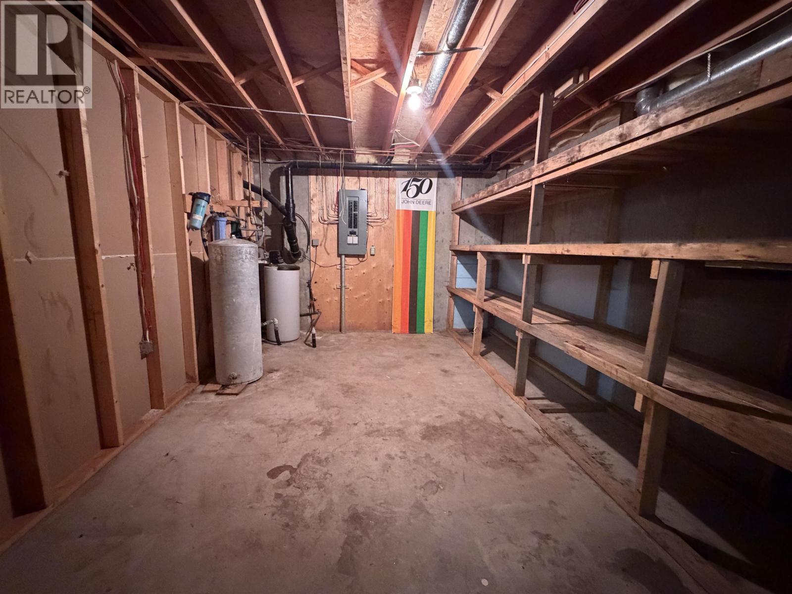 3642 Spokin Lake Road, 150 Mile House, British Columbia  V0K 2G0 - Photo 18 - R3117085