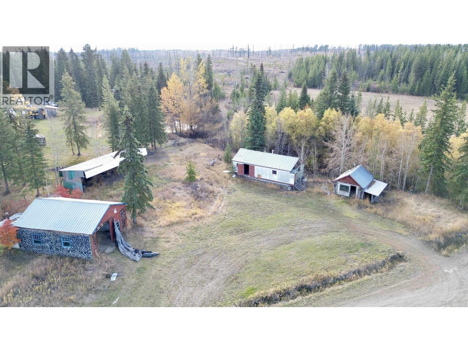 3642 Spokin Lake Road, 150 Mile House, British Columbia  V0K 2G0 - Photo 20 - R3117085