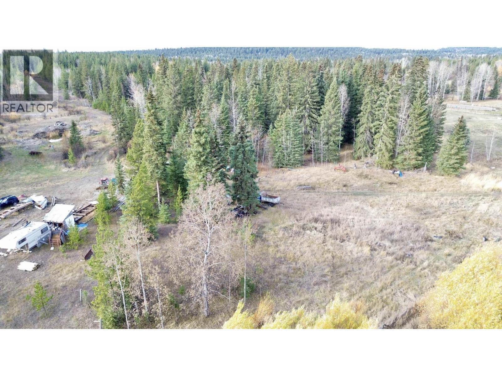 3642 Spokin Lake Road, 150 Mile House, British Columbia  V0K 2G0 - Photo 22 - R3117085