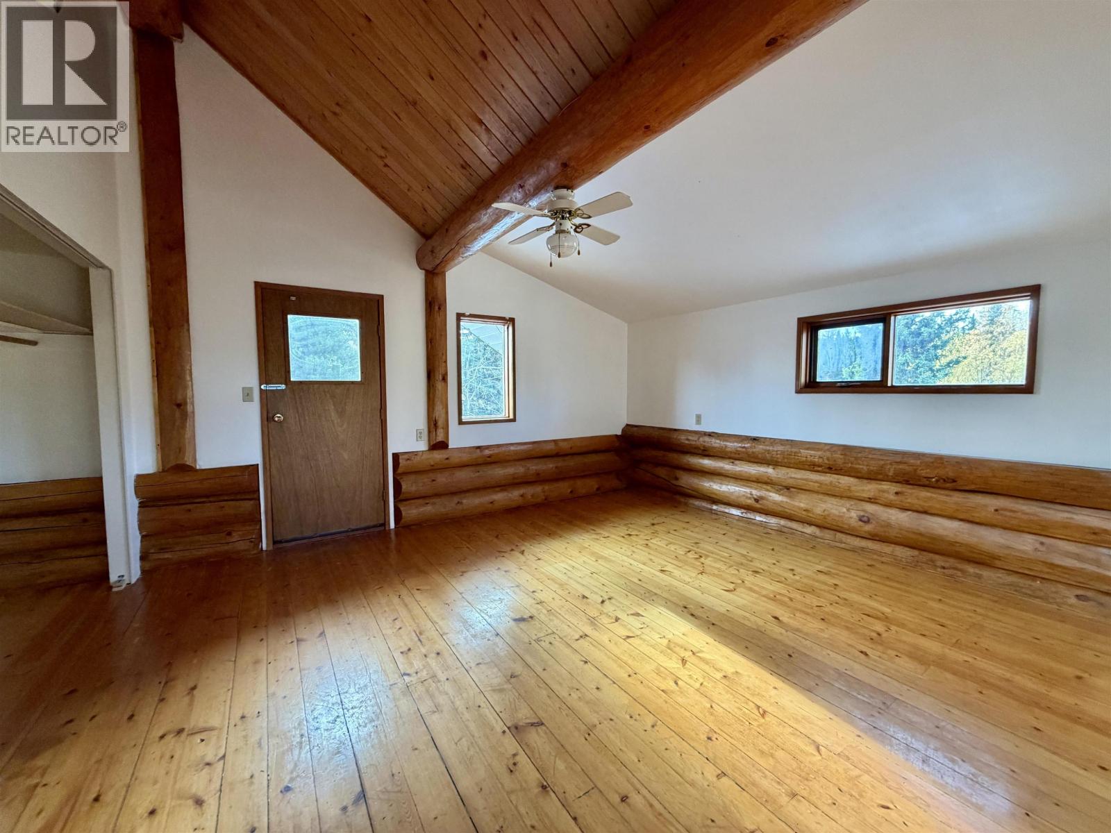 3642 Spokin Lake Road, 150 Mile House, British Columbia  V0K 2G0 - Photo 10 - R3117085