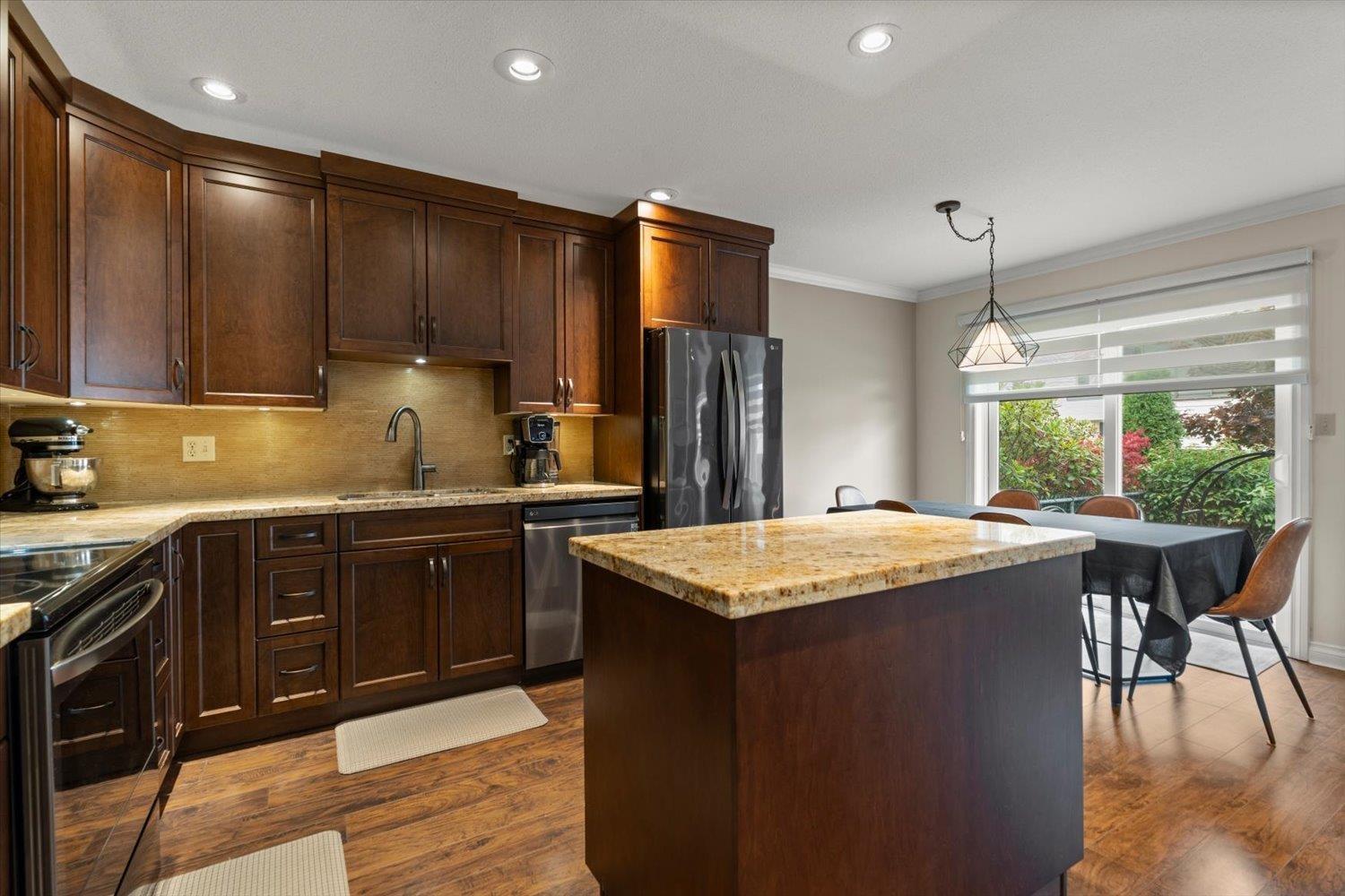 5 32925 George Ferguson Way, Abbotsford, British Columbia  V2S 6Z9 - Photo 12 - R3175628