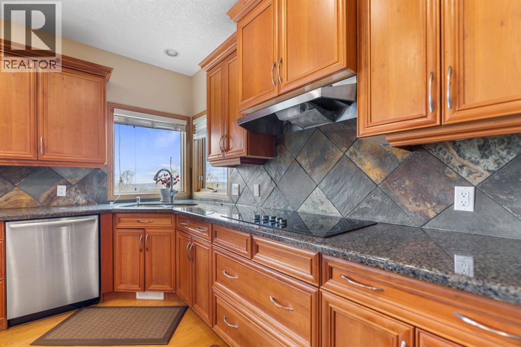 107 Arbour  Vista Road NW