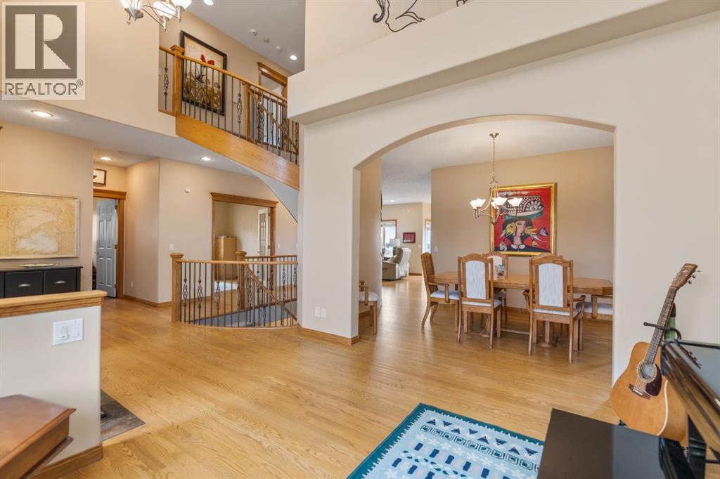 107 Arbour  Vista Road NW