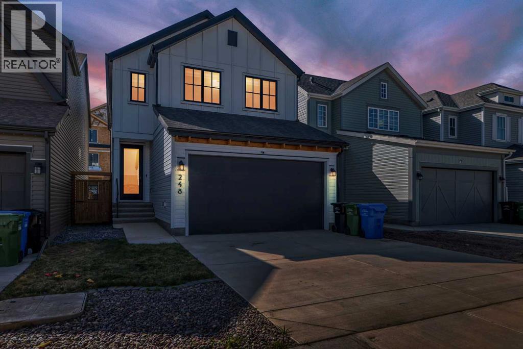 248 Lavender Manor Se, Calgary, Alberta  T3S 0G8 - Photo 2 - A2352000