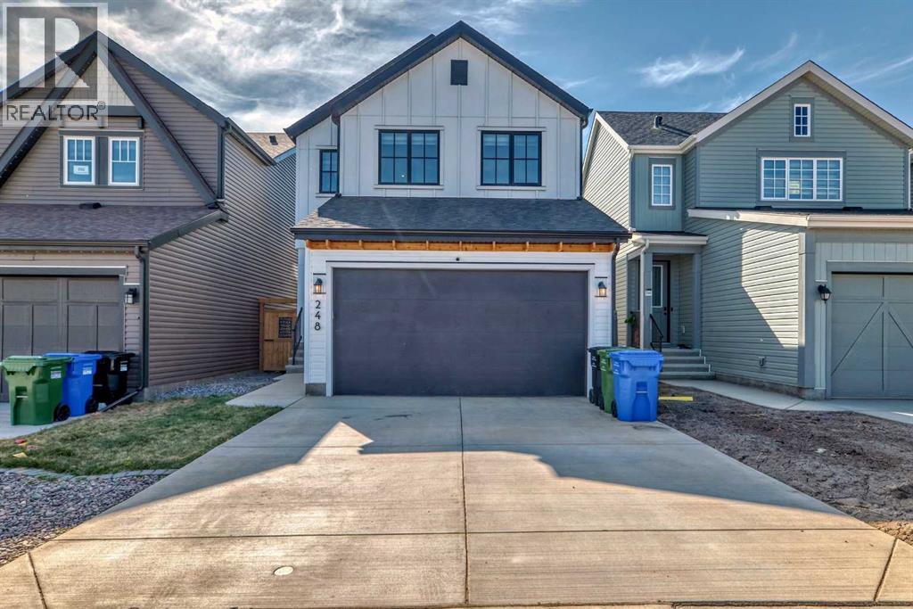 248 Lavender Manor Se, Calgary, Alberta  T3S 0G8 - Photo 3 - A2352000