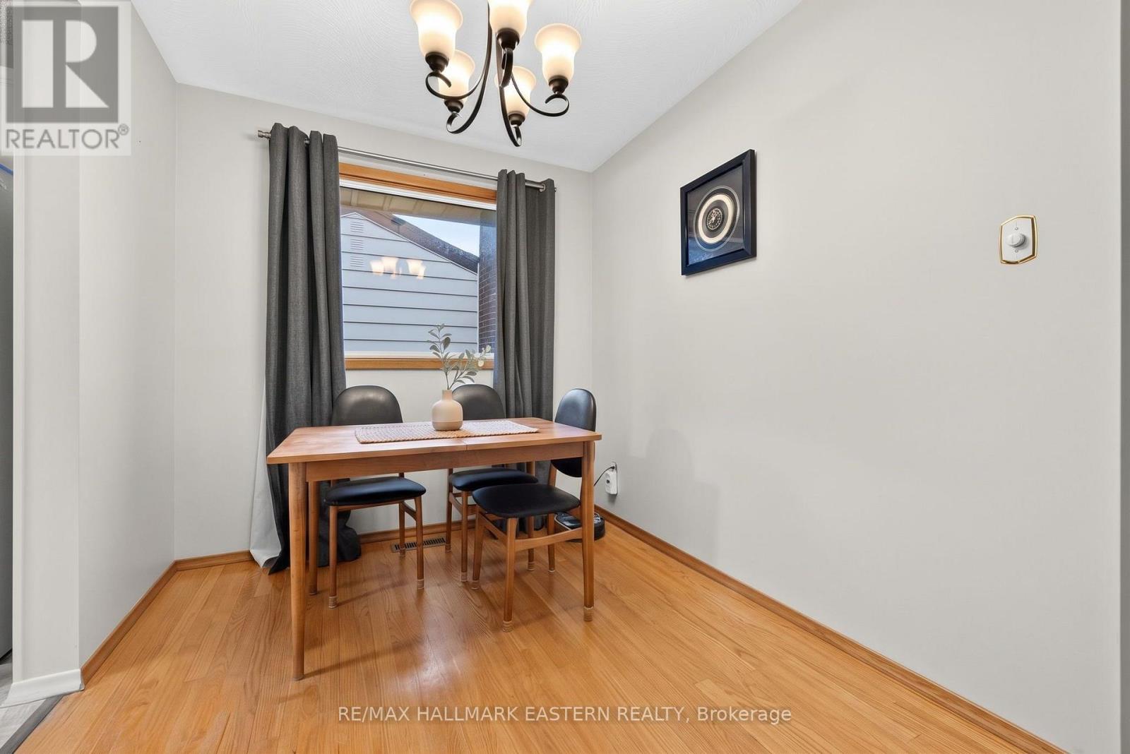 844 Florell Drive, Oshawa, Ontario  L1H 6W1 - Photo 8 - E14088392