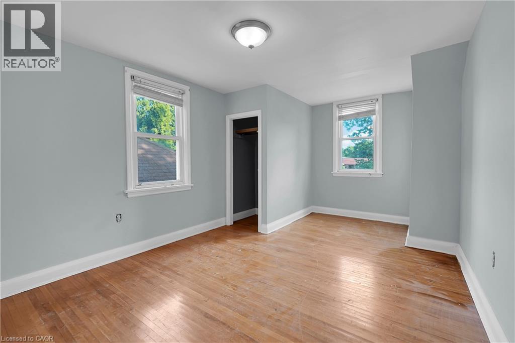 9 Arlington Avenue, St. Catharines, Ontario  L2P 3A3 - Photo 13 - 40843356
