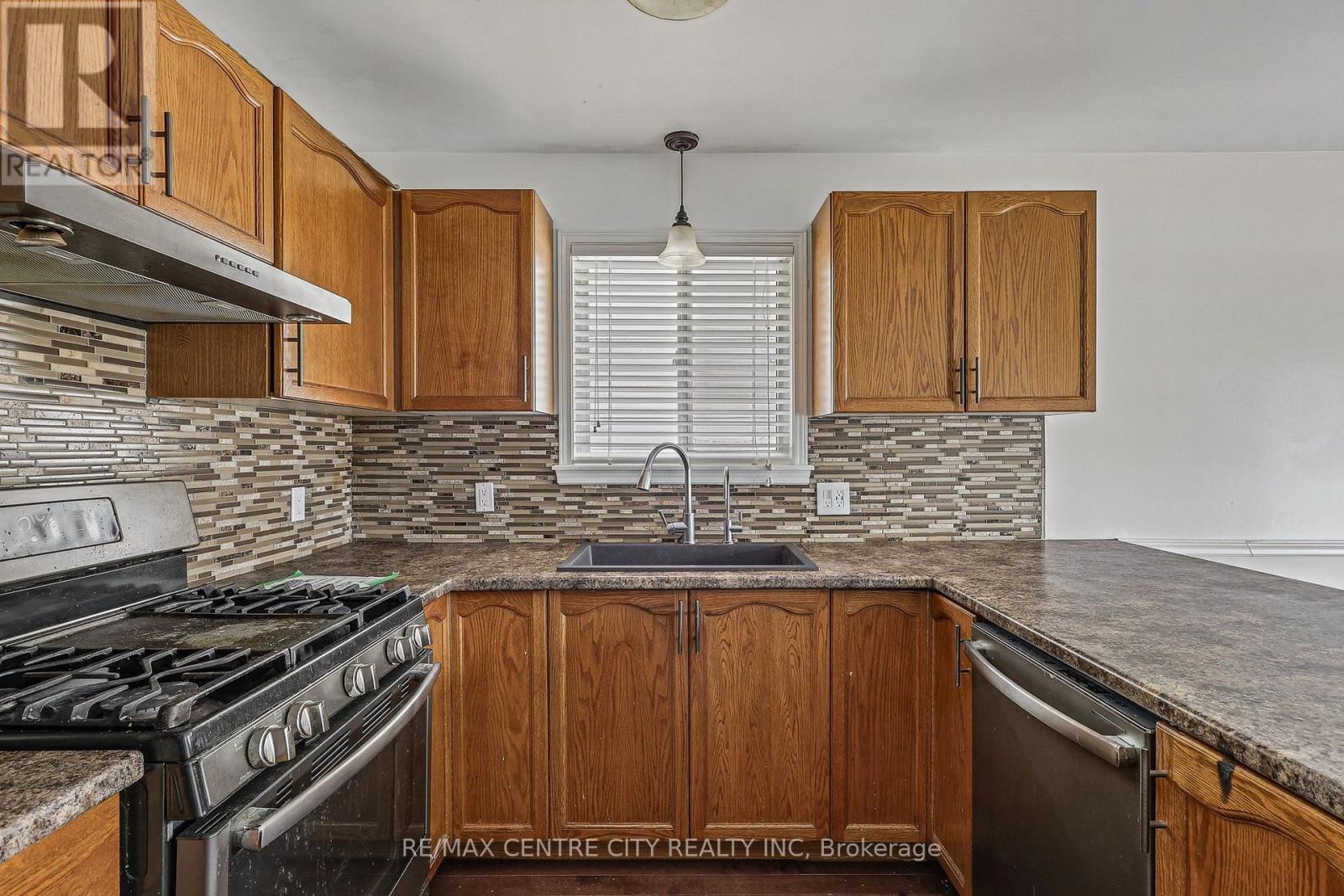 37 Juno Drive, St. Thomas, Ontario  N5R 6E9 - Photo 11 - X14088404