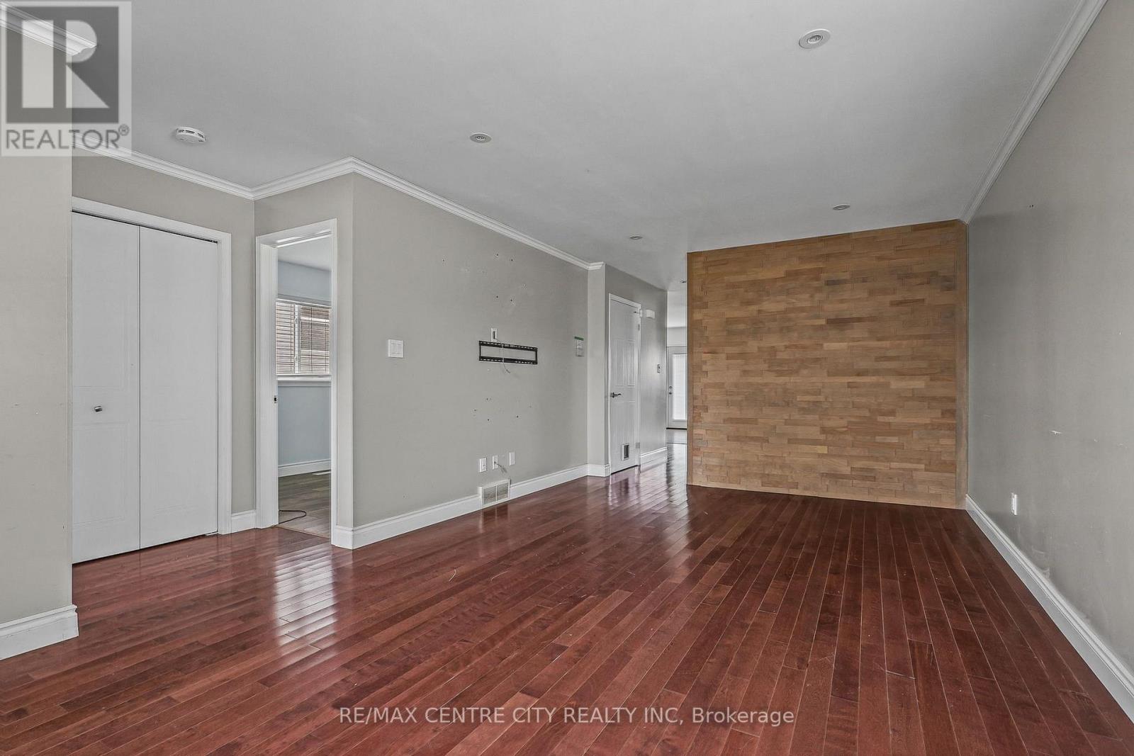 37 Juno Drive, St. Thomas, Ontario  N5R 6E9 - Photo 6 - X14088404