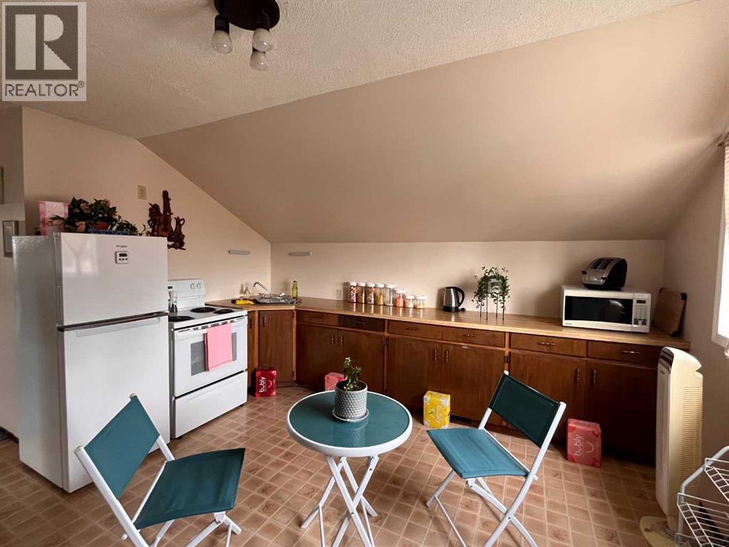 4815 46 Street, Rocky Mountain House, Alberta  T4T 1C4 - Photo 43 - A2351935
