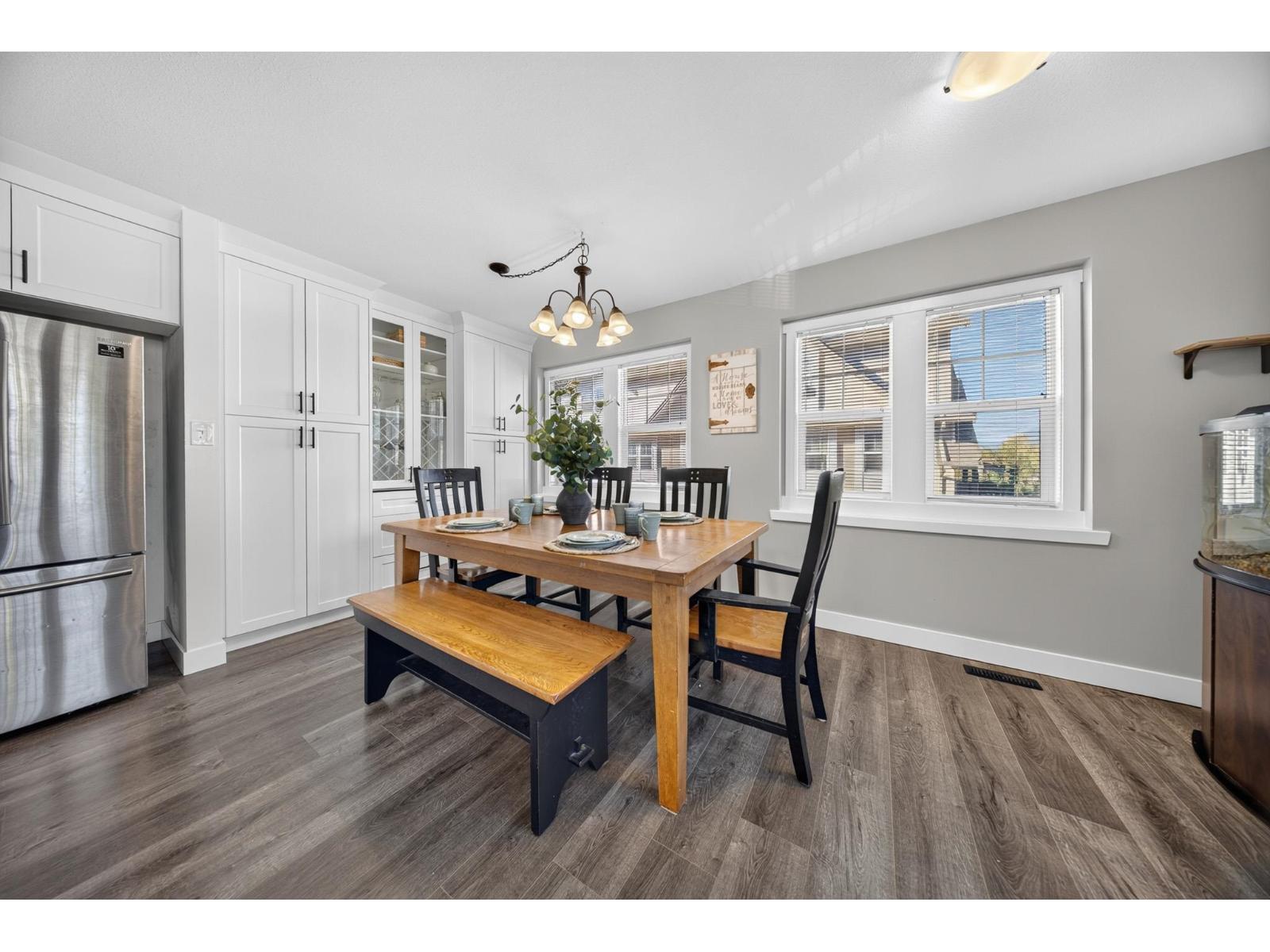 4 46538 FIRST AVENUE|Chilliwack Proper East