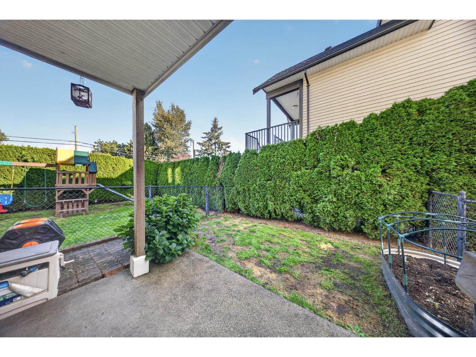 4 46538 FIRST AVENUE|Chilliwack Proper East