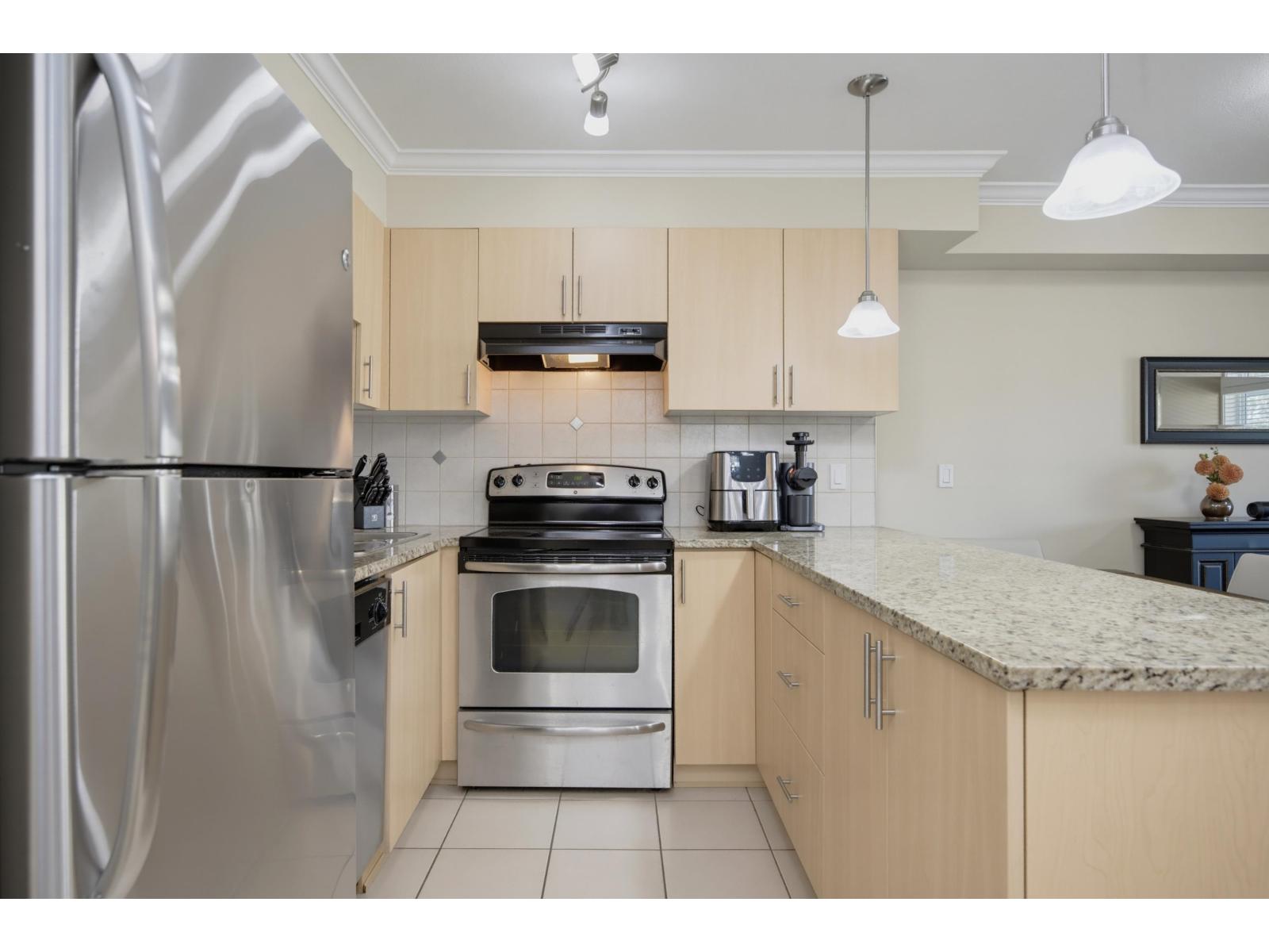 313 17769 57 Avenue, Surrey, British Columbia  V3S 1H1 - Photo 8 - R3175634