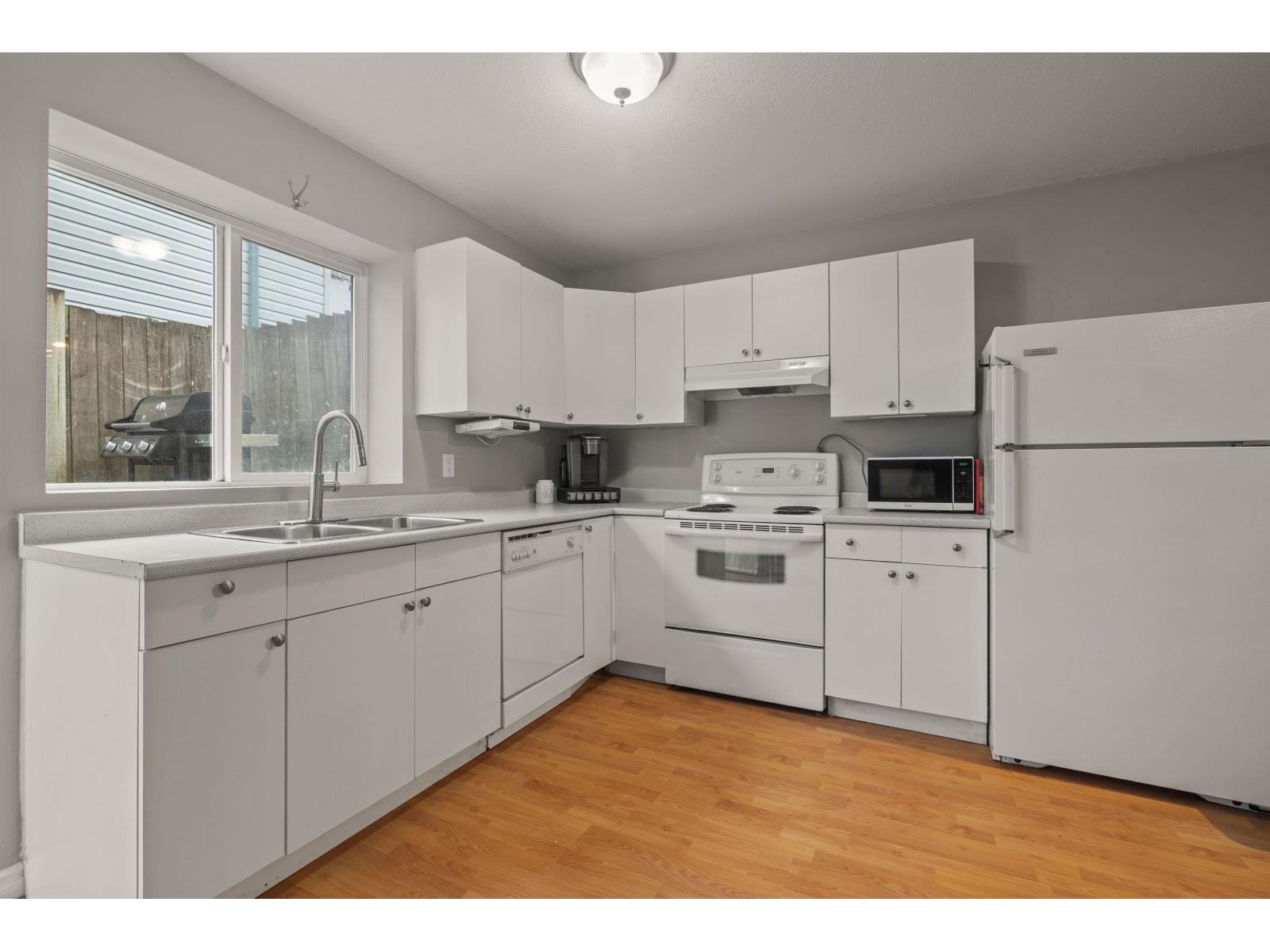 8099 Topper Drive, Mission, British Columbia  V2V 7A8 - Photo 32 - R3174473