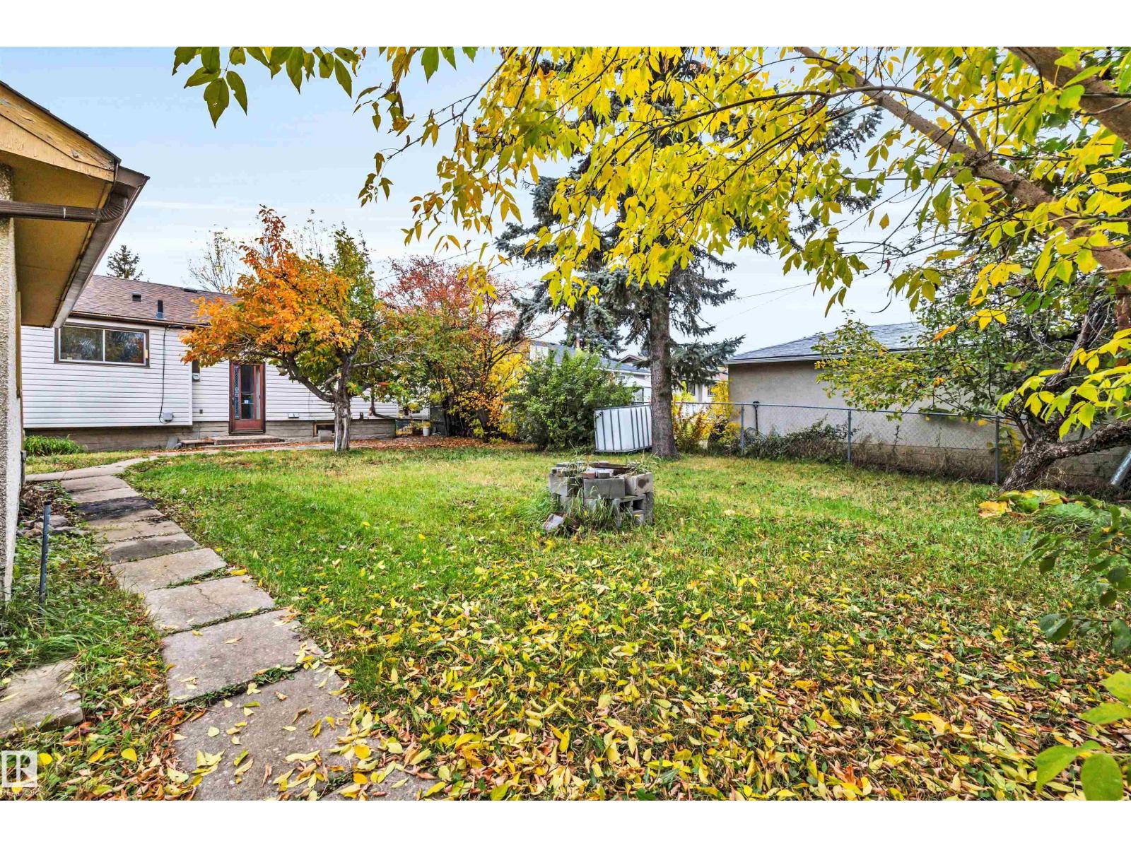 12823 94 ST NW