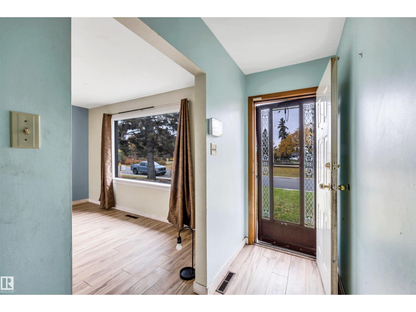 12823 94 ST NW