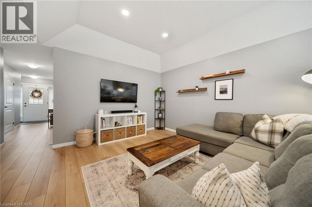 4 Basswood Road, Simcoe, Ontario  N3Y 0E1 - Photo 9 - 40871962