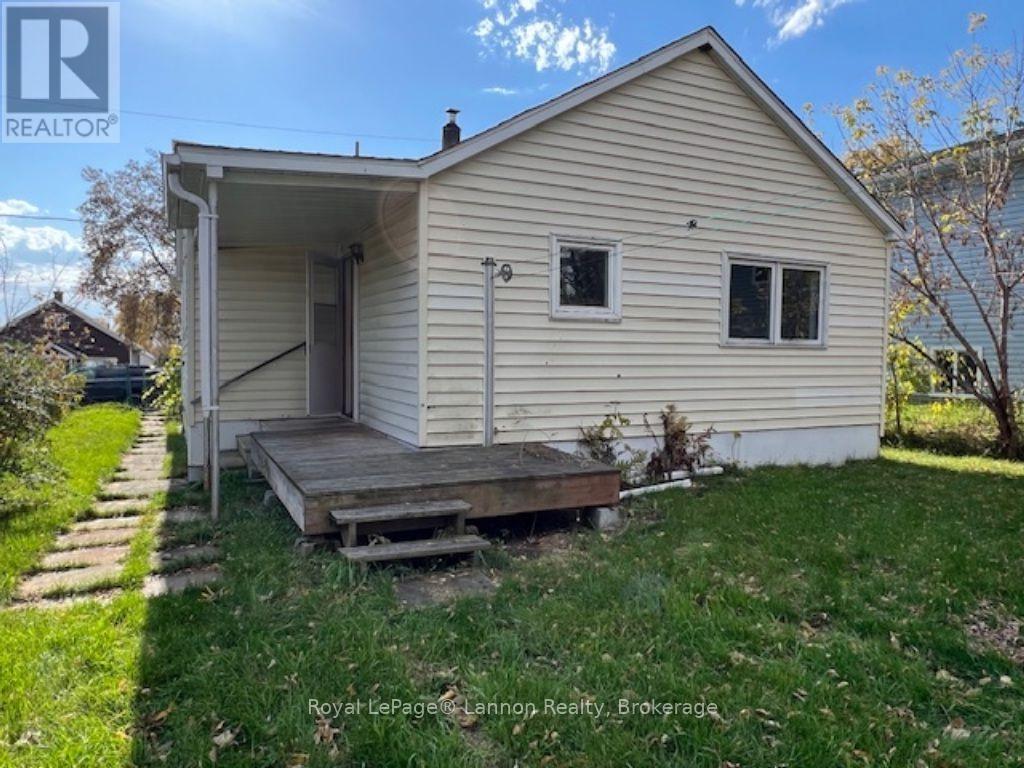 30 QUEEN STREET, Sioux Lookout, Ontario