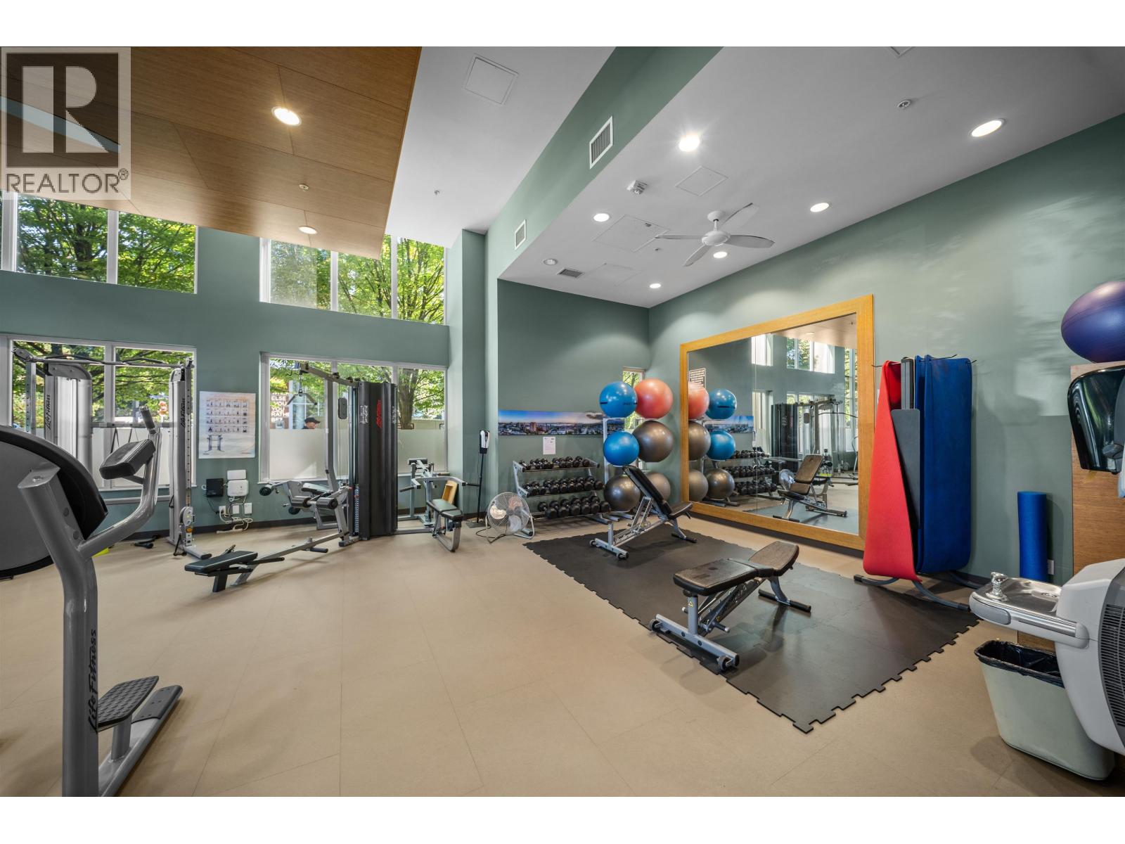 519 135 E 17th Street, North Vancouver, British Columbia  V7L 0C4 - Photo 16 - R3176125