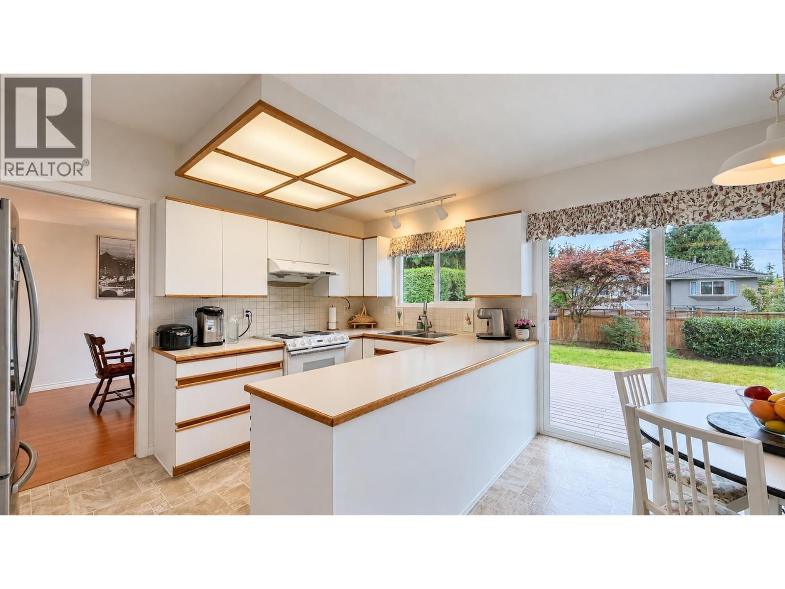 1643 Kerrstead Place, North Vancouver, British Columbia  V7J 3T4 - Photo 16 - R3176168