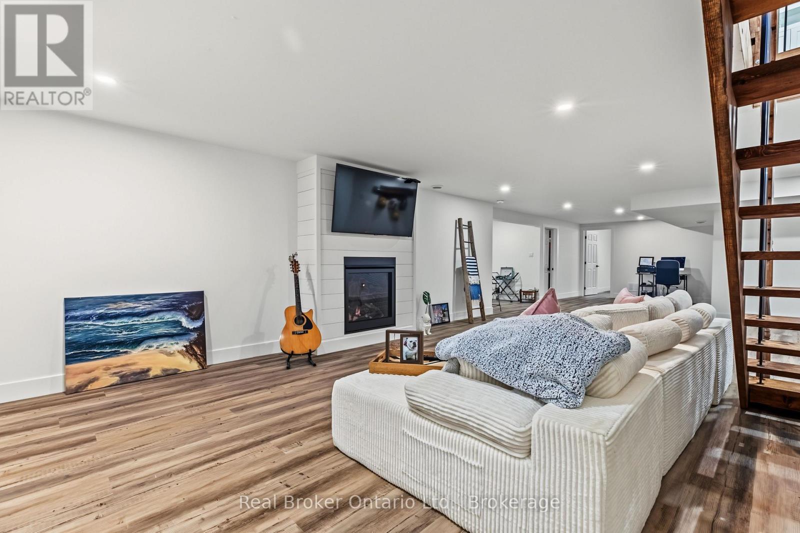 185 Raglan Street, Grey Highlands, Ontario  N0C 1E0 - Photo 31 - X14088390