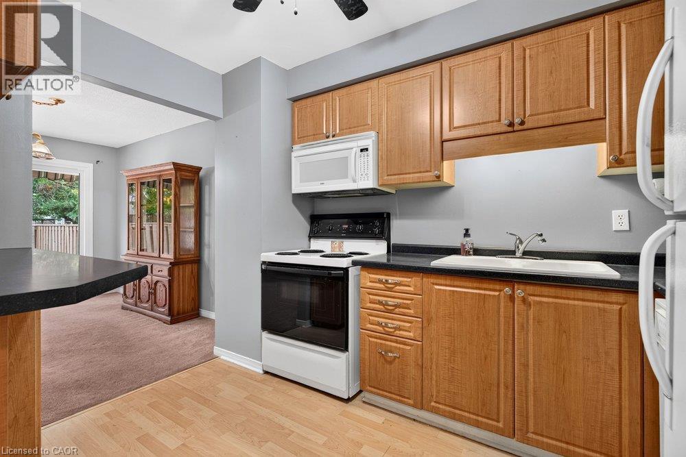 2 Royalwood Court Unit# 20, Stoney Creek, Ontario L8E 4Y9 - Photo 21 - 40865517