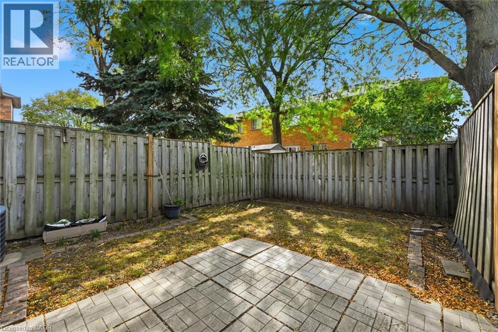 5555 Prince William Drive Unit# 21, Burlington, Ontario  L7L 6P3 - Photo 33 - 40869595