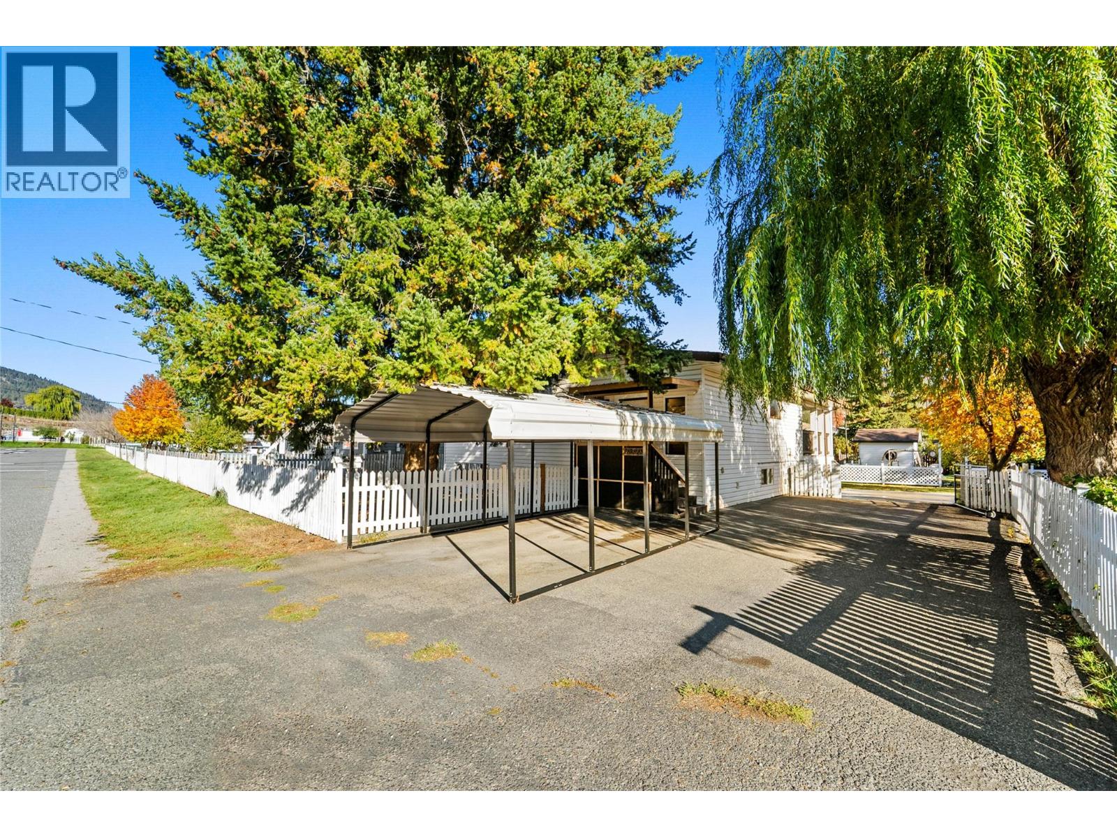 1404 Walnut Avenue, Merritt, British Columbia  V1K 1L3 - Photo 45 - 10403585