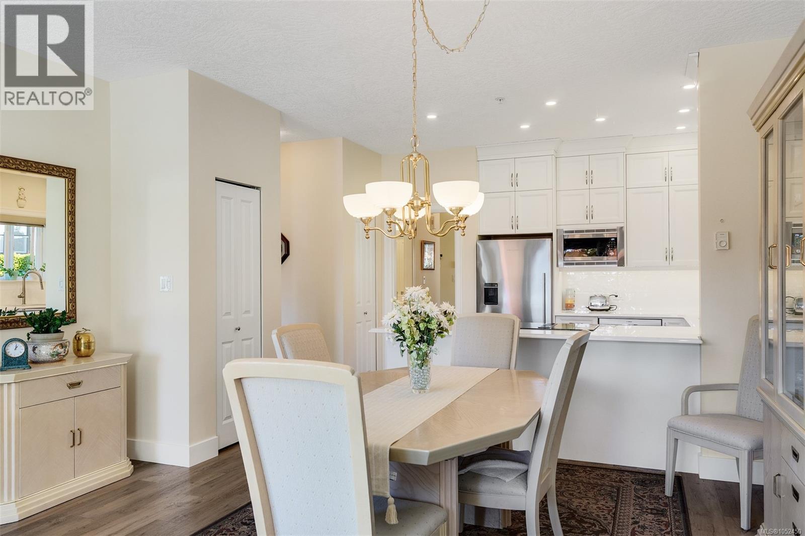 41 486 Royal Bay Dr