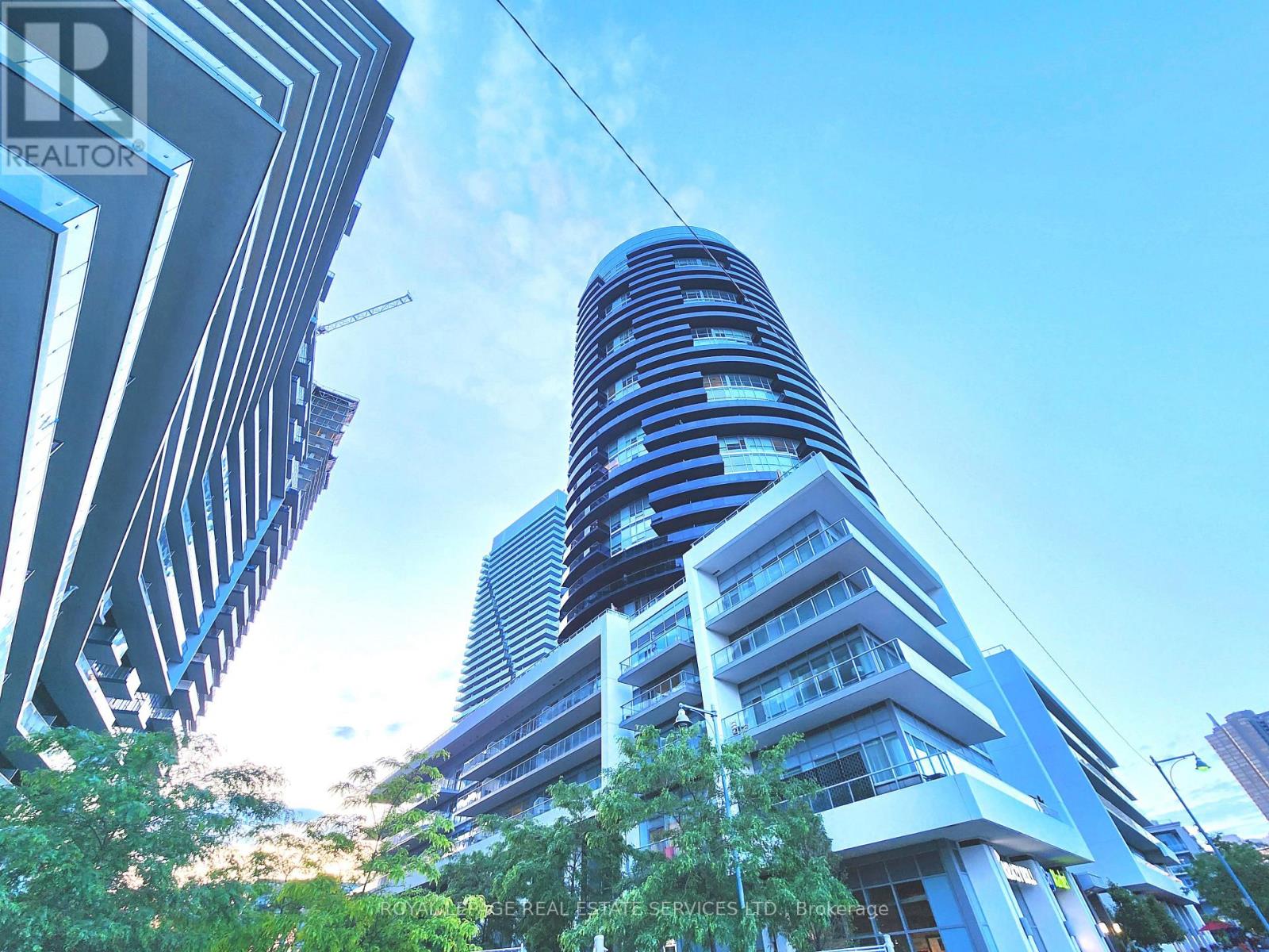 908 - 80 MARINE PARADE DRIVE