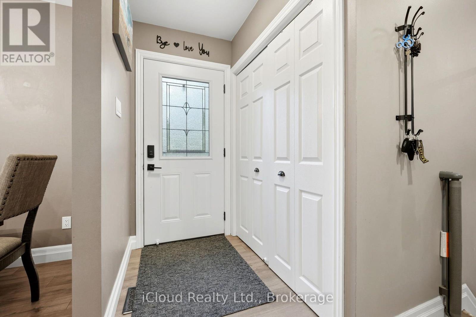 2324 Coldstream Drive, Burlington, Ontario  L7P 3T3 - Photo 4 - W14088358