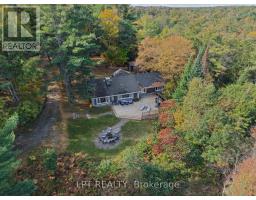 179 HOTHS LANE, Huntsville, Ontario