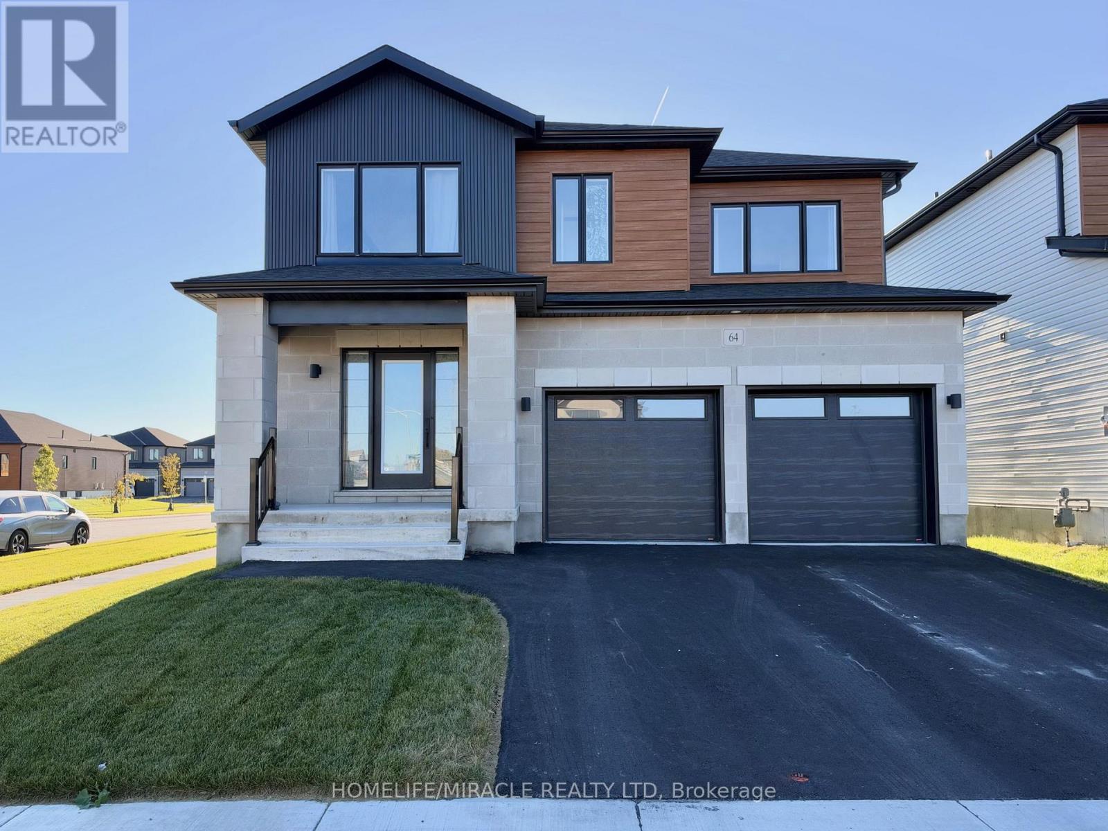 64 DUSENBURY DRIVE, Loyalist, Ontario